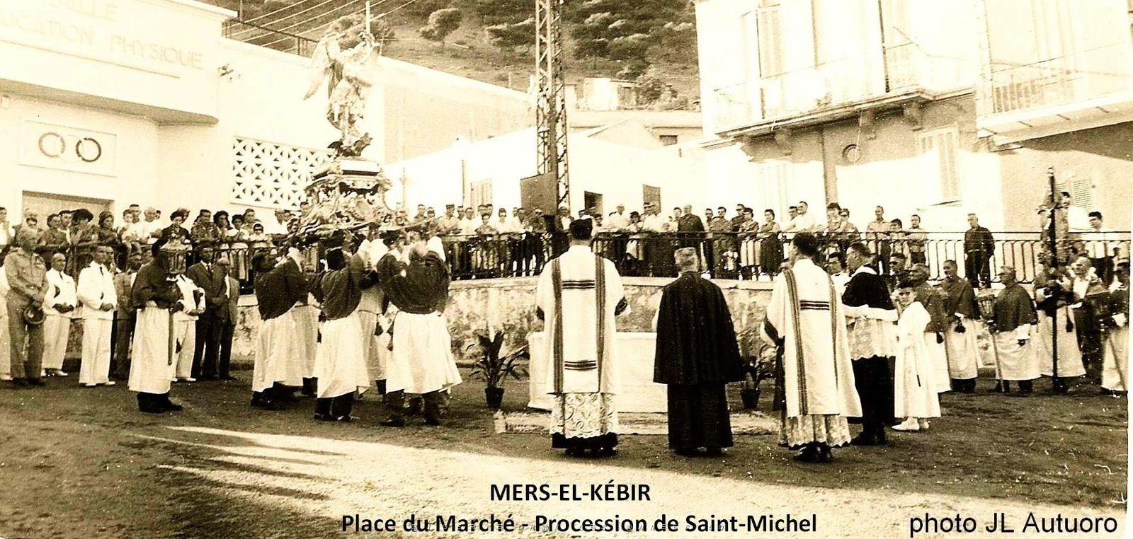 1668- Mers-el-Kebir - Place du Marche2 - Procession Saint-Michel.jpg
